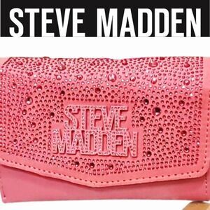 Steve Madden BBrett Stone Wristlet/Wallet- Pink